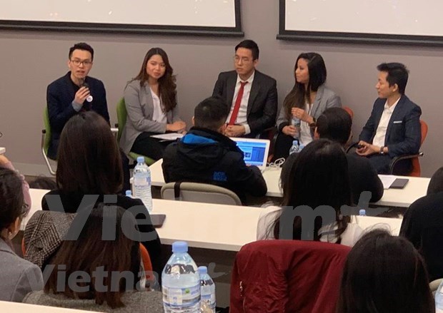 澳大利亚越南留学生积极响应创业倡议比赛